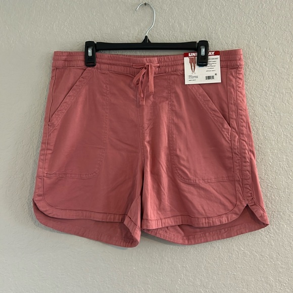 Cute mauve, drawstring shorts - Picture 1 of 10